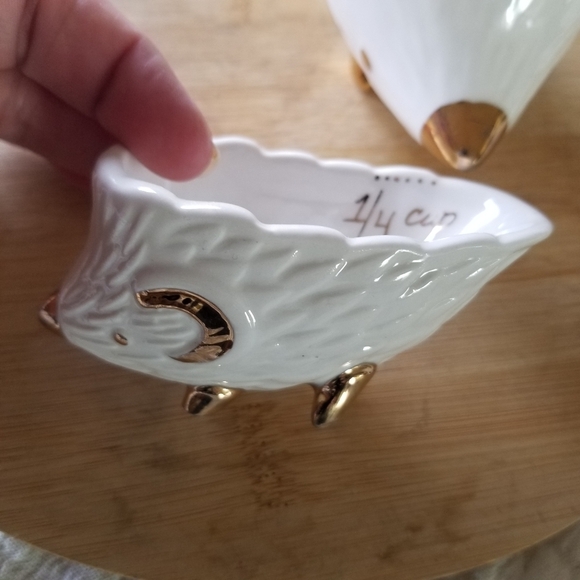 Anthropologie | Hedgehog Measuring Cup - Picture 5 of 8